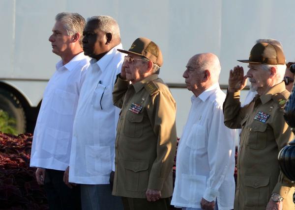 Cuban President pays tribute to Fidel