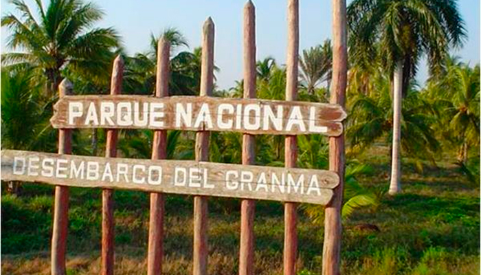 0506-Desembarco-Granma.jpg