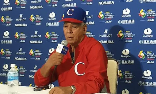 Carlos Martí, director técnico del equipo de Cuba en el V Clásico Mundial de Béisbol, durante la conferencia de prensa, en el estadio Tokyo Dome, en Japón, el 5 de marzo de 2017, ACN FOTO/Evelyn CORBILLON DÍAZ