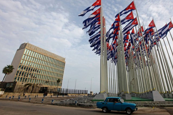 Rechazan en EE.UU. reducción de personal diplomático en La Habana