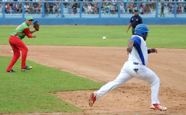 0114-Industriales-las-tunas-serie-nacional-de-beisbol11.jpg