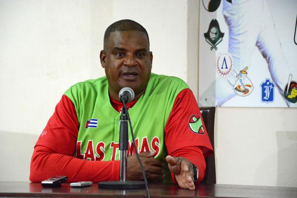 0127-beisbol-cuba-alazanes-leñadores4.JPG