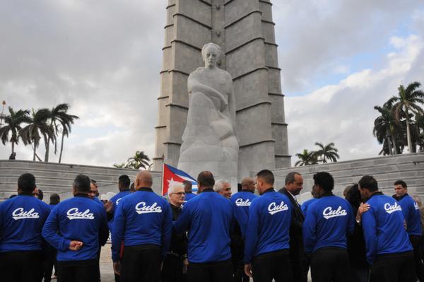 Ceremonia de abanderamiento al equipo de béisbol de la provincia Granma, que representará a Cuba en la Serie del Caribe, a desarrollarse en Guadalajara, México, efectuada en el Memorial José Martí, en La Habana, el 31 de enero de 2018. ACN FOTO/Omara GARCÍA MEDEROS