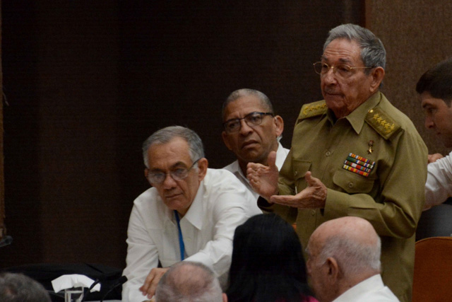 0602_asamblea_raul.jpg