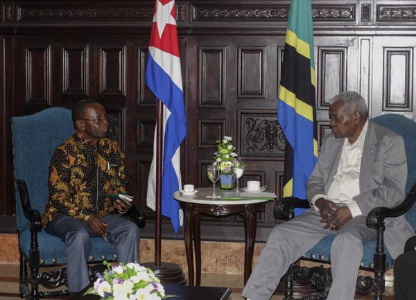 Esteban Lazo Meets with Tanzanian Political Leader