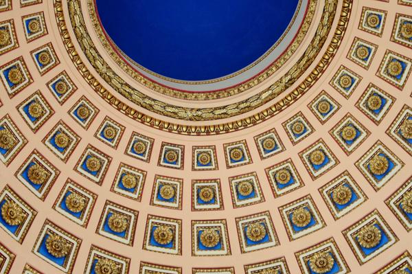 Detalle de la cúpula del Capitolio, Monumento Nacional de Cuba, en La Habana, Cuba, el 24 de febrero de 2018. ACN FOTO/Omara GARCÍA MEDEROS