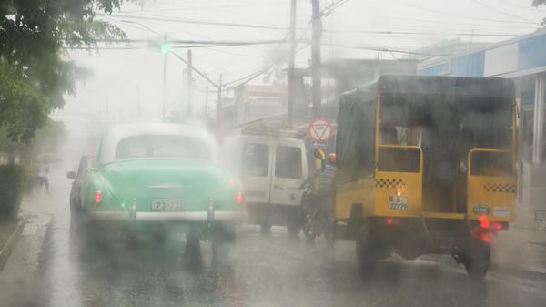 Continúan las precipitaciones asociadas a la tormenta subtropical Alberto, Cuba, el 26 de mayo de 2018. ACN FOTO/ Rafael FERNÁNDEZ ROSELL Continúan las precipitaciones asociadas a la tormenta subtropical Alberto, Cuba, el 26 de mayo de 2018. ACN FOTO/ Rafael FERNÁNDEZ ROSELL