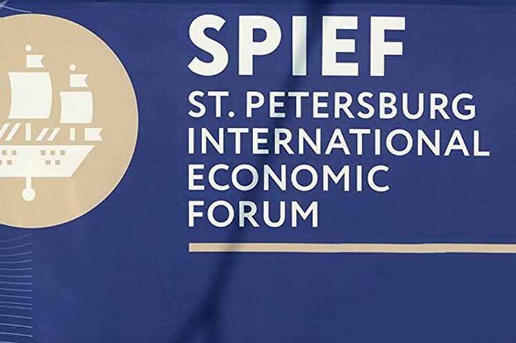 The forum brings together many Russian specialists and guests from other countries.