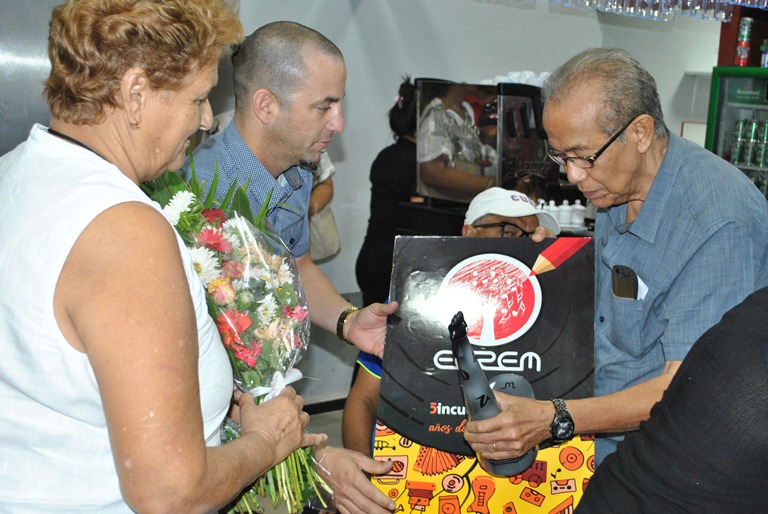 0405-Heras y Graciela.jpg