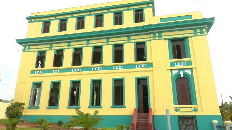 0814-escuelas.jpg