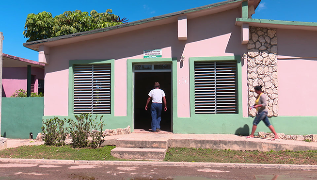 Instalaciones remozadas y la reubicación del servicio de ultrasonido tan demandado por la población de este, el mayor y menos poblado municipio de Cuba, se suman a los motivos para celebrar el aniversario 60 del triunfo de la Revolución. Instalaciones remozadas y la reubicación del servicio de ultrasonido tan demandado por la población de este, el mayor y menos poblado municipio de Cuba, se suman a los motivos para celebrar el aniversario 60 del triunfo de la Revolución.