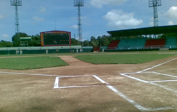 0102-estadio-julio-antonio-mella.jpg