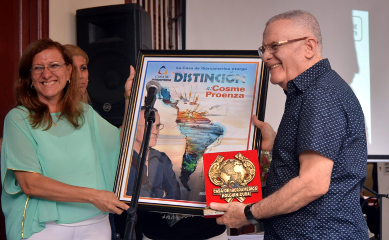 Recibe Cosme Proenza Distinción Casa de Iberoamérica Recibe Cosme Proenza Distinción Casa de Iberoamérica