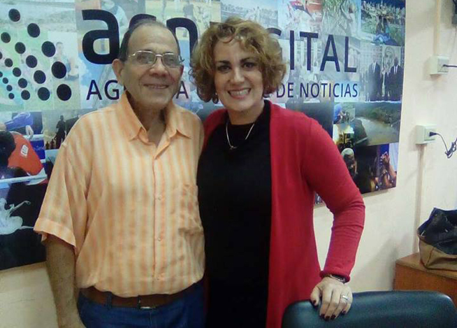 Blanca Rosa Blanco en la Redacción Web de la Agencia Cubana de Noticias