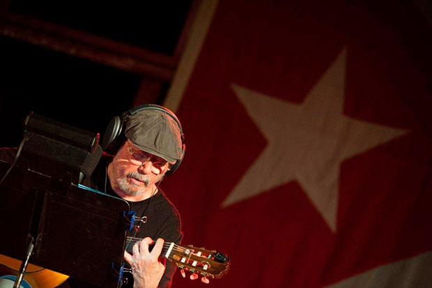 0218-gira-silvio 1.jpg