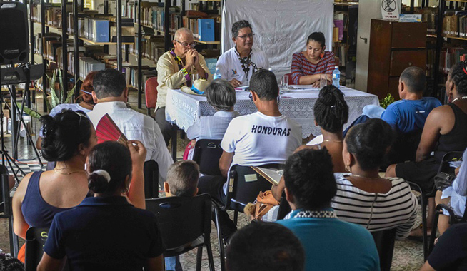 Presentación de la novela inédita “Jabaoz, un sueño junto a Mariana”, en la Biblioteca Provincial José Martí, con motivo de la LII Jornada Cucalambeana, en la ciudad de Las Tunas, Cuba, el 28 de junio de 2019. Presentación de la novela inédita “Jabaoz, un sueño junto a Mariana”, en la Biblioteca Provincial José Martí, con motivo de la LII Jornada Cucalambeana, en la ciudad de Las Tunas, Cuba, el 28 de junio de 2019.