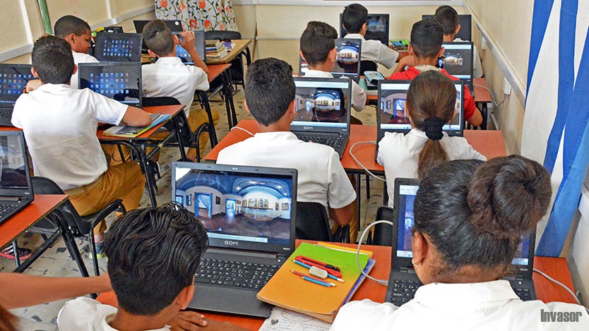 0611-estudiantes-computacion.jpg