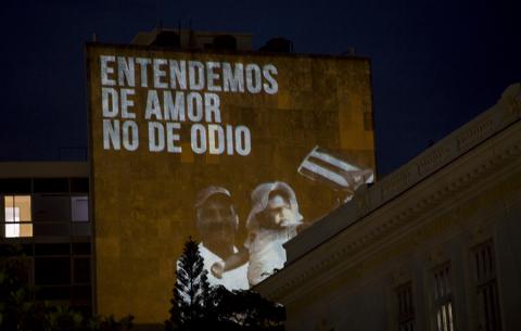 0630-video-maping-bloqueo.jpg