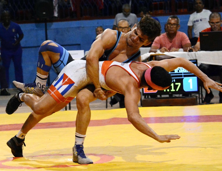 0710-Lucha.jpg