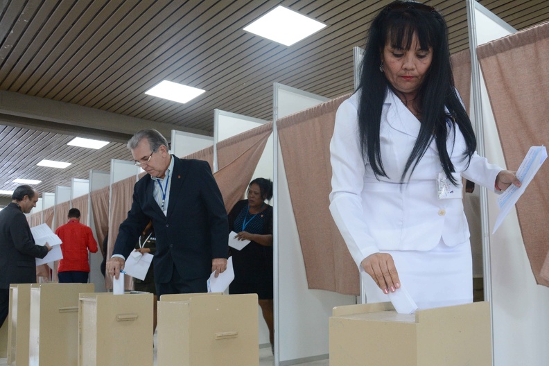 0713-asamblea-votacion-comision-electoral.jpg