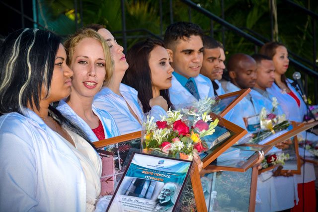0719-Graduación-Holguín-1.jpg
