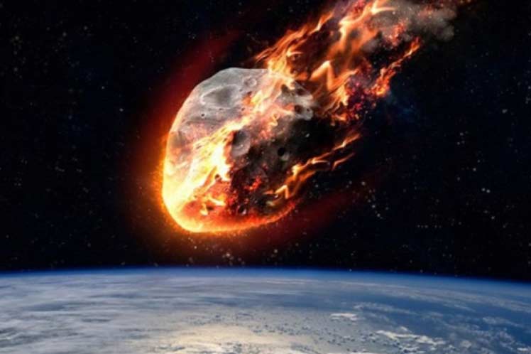 La Agencia Espacial Estadounidense (NASA) detectó la explosión de un meteorito sobre el mar de Bering con una fuerza equivalente a 11 bombas atómicas. La Agencia Espacial Estadounidense (NASA) detectó la explosión de un meteorito sobre el mar de Bering con una fuerza equivalente a 11 bombas atómicas.