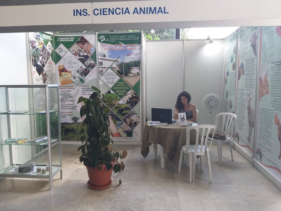 1107-congreso-veterinarias1.jpg