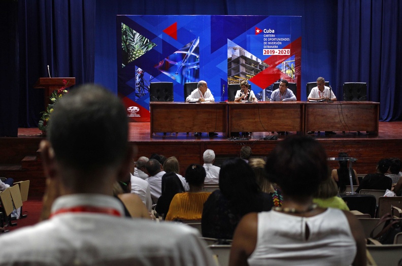 1107-foro-inversion-extranjera-fihav1.jpg