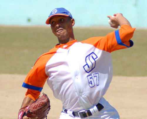 Sancti Spíritus y Granma: primeros clasificados a postemporada del Béisbol cubano