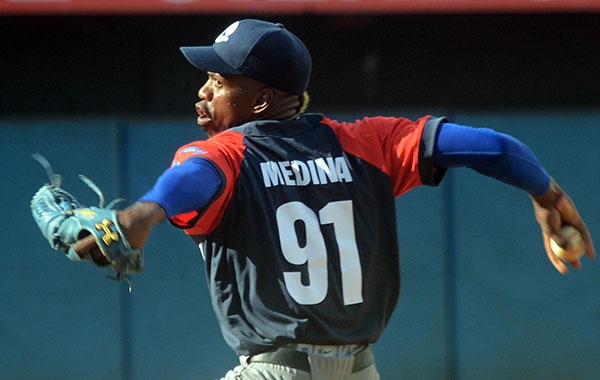 1112-beisbol_04.jpg