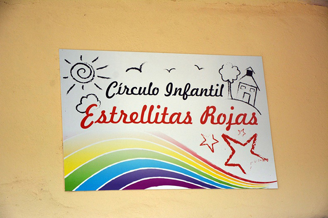 1120-Círculo Infantil-Estrellitas Rojas-2.jpg