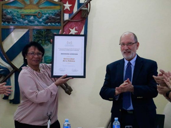 Diaz-Canel congratulates Havana University for UDUAL recognition