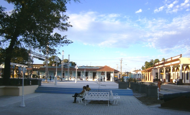 0911-guantanamo_plaza_24_febrero.jpg