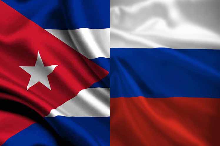 0428-Cuba-Rusia-banderas.jpg