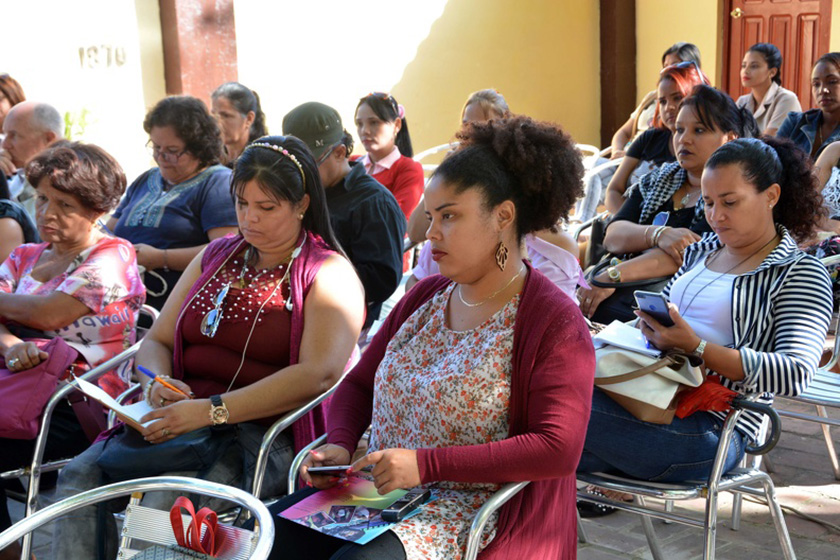 0-10-conferencia-internacional-de-los-pueblos-2.jpg