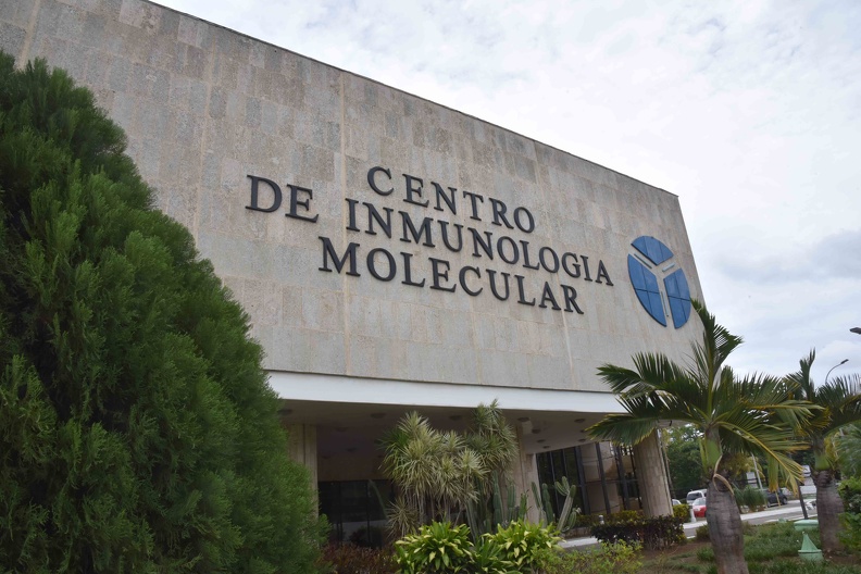 1405-centro-ingenieria-molecular1.jpg