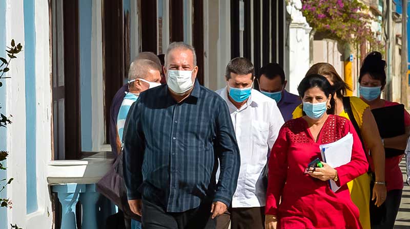 Insta Marrero Cruz en Holguín a perfeccionar atención al programa de la vivienda