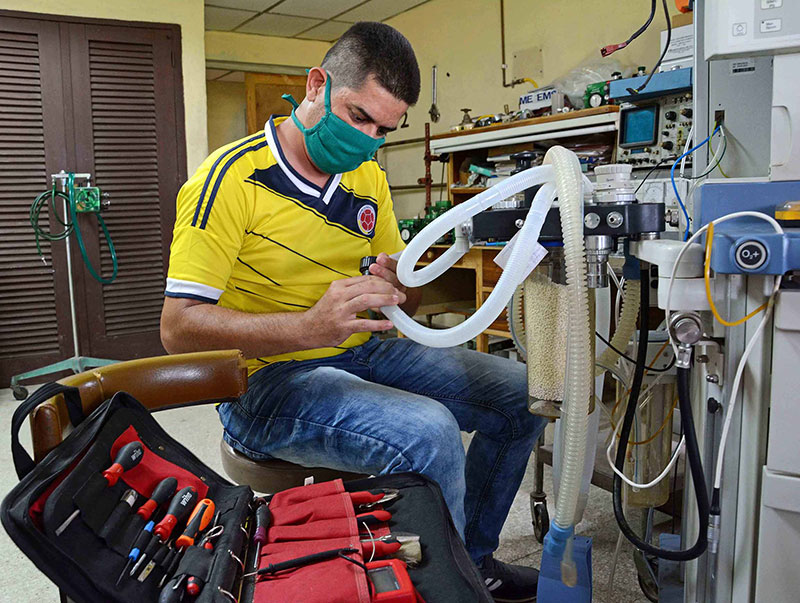 Centro de Electromedicina en Camagüey asegura vitalidad de equipos médicos (+Fotos)