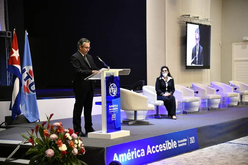 Soluciones realistas e innovadoras para acceso a la tecnología