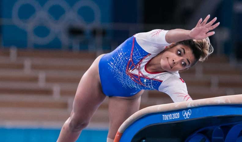 La cubana Marcia Videaux, compite en el caballo de salto en el Centro de Gimnasia de Ariake, durante los Juegos Olímpicos de Tokio 2020, capital de Japón, el 25 de julio de 2021. FOTO ACN/ Roberto MOREJON/, periódico Jit, Inder