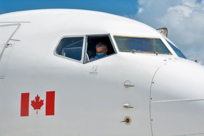 HOLGUÍN-ARRIBA A CUBA DONATIVO CON INSUMOS MÉDICOS PROCEDENTE DE CANADÁ 6 FOTOGRAFÍAS Un donativo con insumos médicos destinado al enfrentamiento de la Covid-19, arribó por el Aeropuerto Internacional Frank País, de la ciudad de Holguín, Cuba, en vuelo procedente de Toronto, en Canadá, el 12 de junio de 2021.ACN FOTO/Juan Pablo CARRERAS