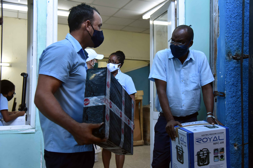 1007-correos-de-cuba1.jpg