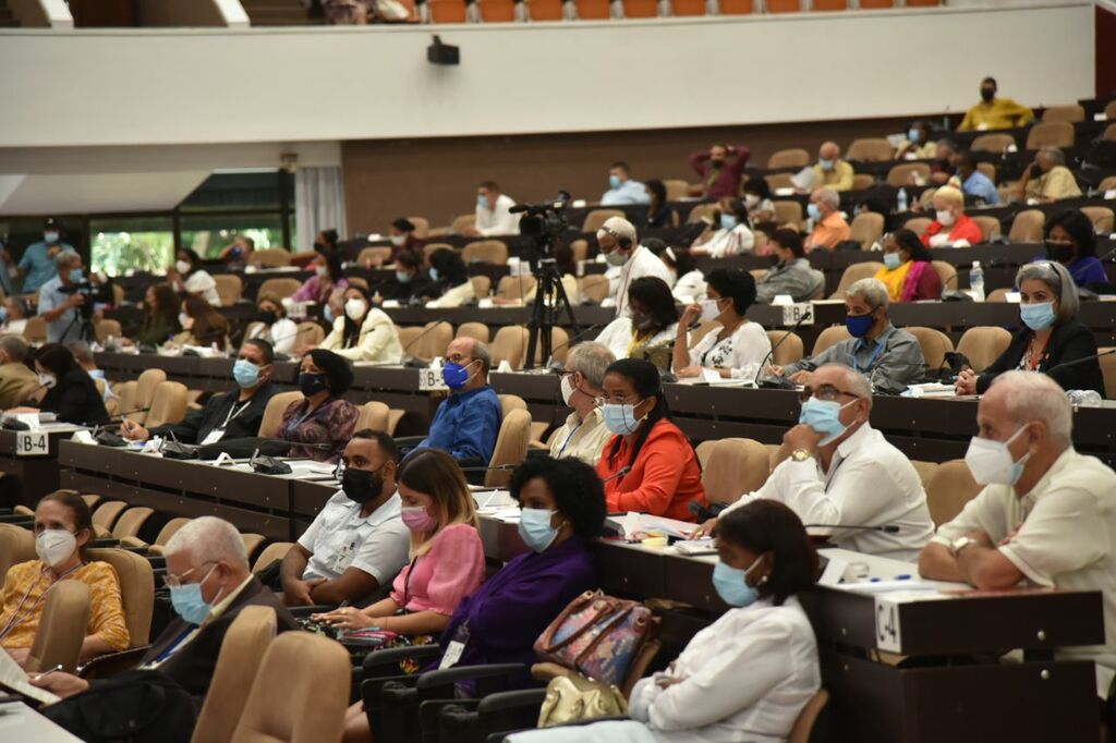 1026-diputados1.jpg