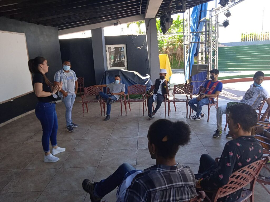 0408-jovenes-codigo-familias3.jpg