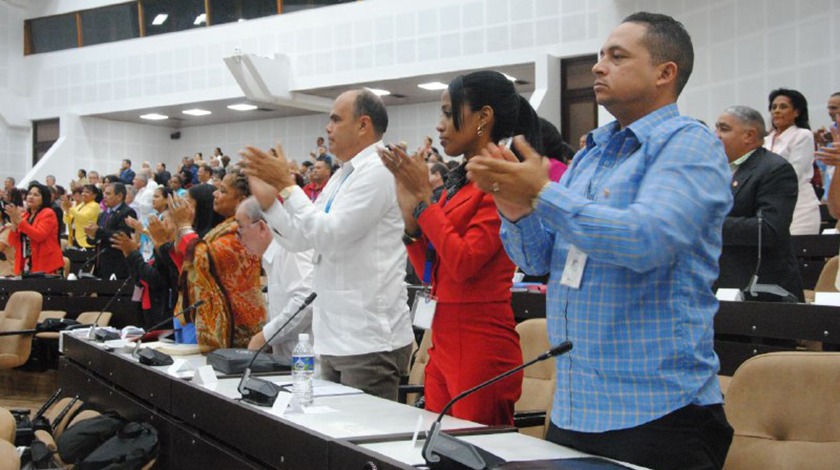 0-14-parlamento-cubano-alba-tcp-4.jpg