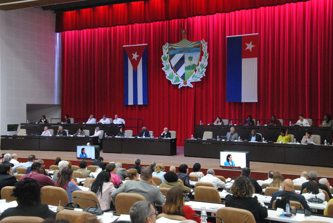 1214-parlamento.jpg