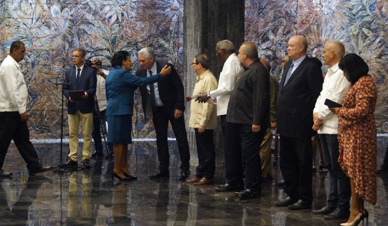 1912-nuevos-diplomaticos1.jpg