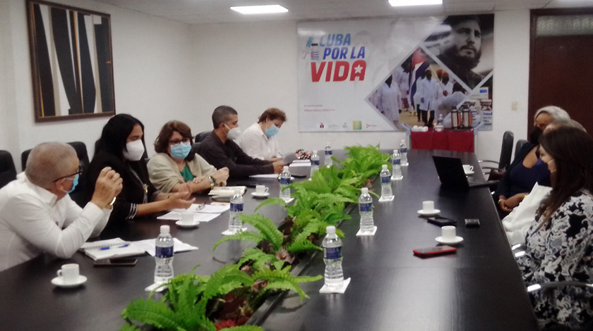 0217-viceministra-cubana2.jpg