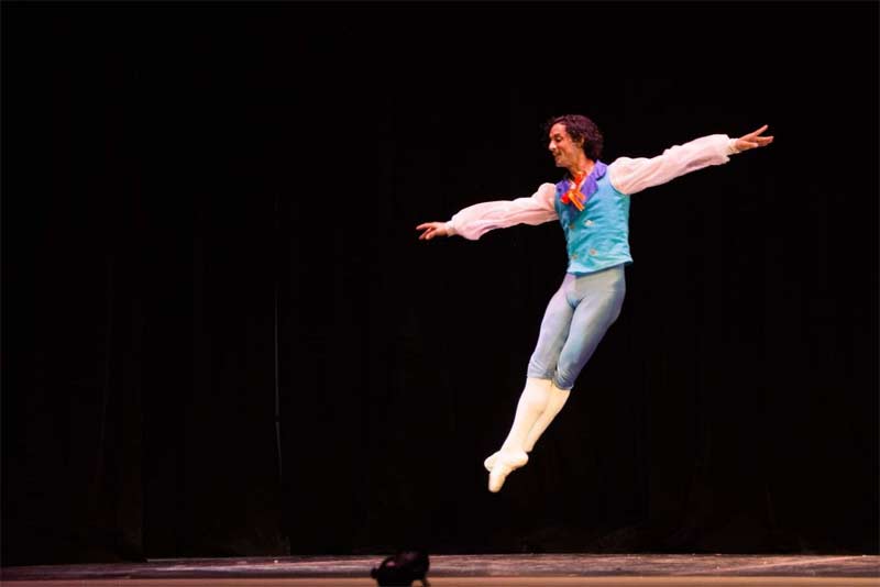 0511-pr-ballet5.jpg