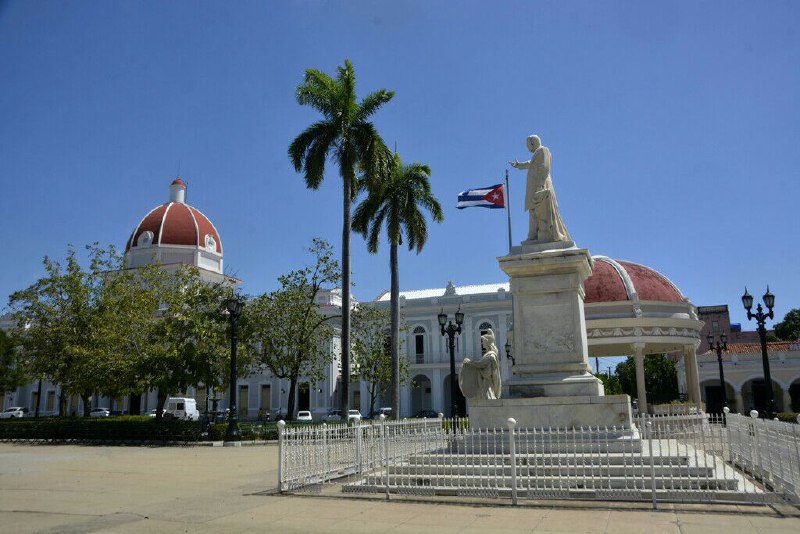 2011-cienfuegos2.jpg